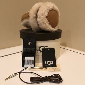 Ugg earmuff headphones